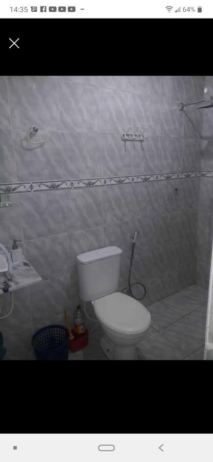 Kitnet Mobiliado, Confortavel E Bem Localizado.
